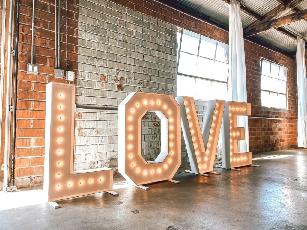 Wedding Love Marque Light Letters